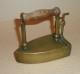 Vasal 2 1850 krli Srgarz miniatr vasal vas maggal Eredeti szp patins llapotban Mret 9 5 11 5 5 cm Iron c 1850 Miniature brass iron Nice original